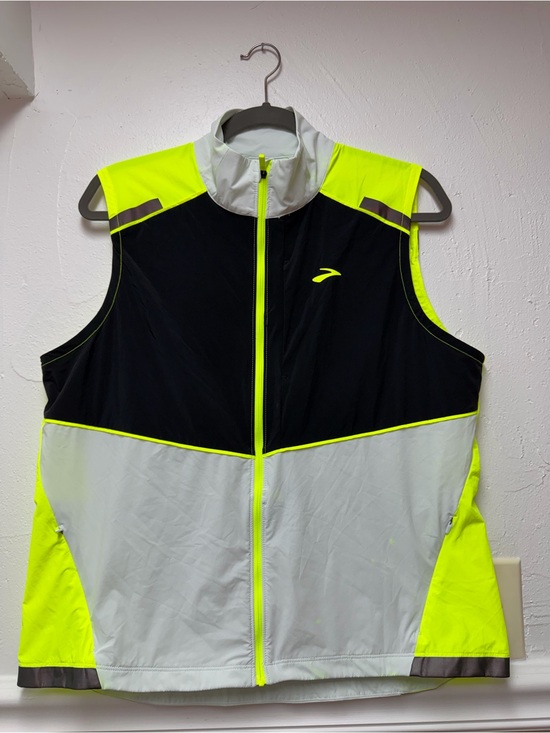 Brooks Tops - Brooks Neon Yellow, Black & Light Gray Cycling Tank Vest